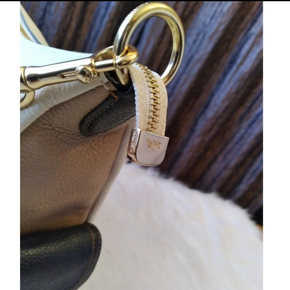COACH HOBO BAG LARGE SLOUCHY Colorblock Tan Black Chalk Crossbody Shoulder Bag